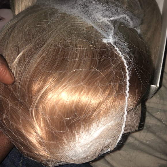 ✨TAMI 28” OMBRÉ BLONDE STRAIGHT LACE-FRONT ✨ NWT - Picture 2 of 8